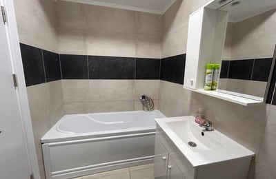 Аренда комфортной 2-комнатной квартиры 55 м², 4-й сектор, Бухарест, Румыния